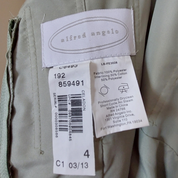 Alfred Angelo evening dress light green colour. - Picture 2 of 10